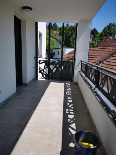 Svetogorska 2